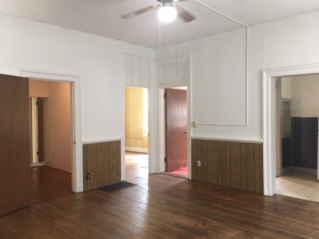 4 N. Eddy, Fort Scott, Bourbon County, Kansas, United States 66701, 2 Bedrooms Bedrooms, ,1 BathroomBathrooms,Apartment,For Rent,N. Eddy,1,1010