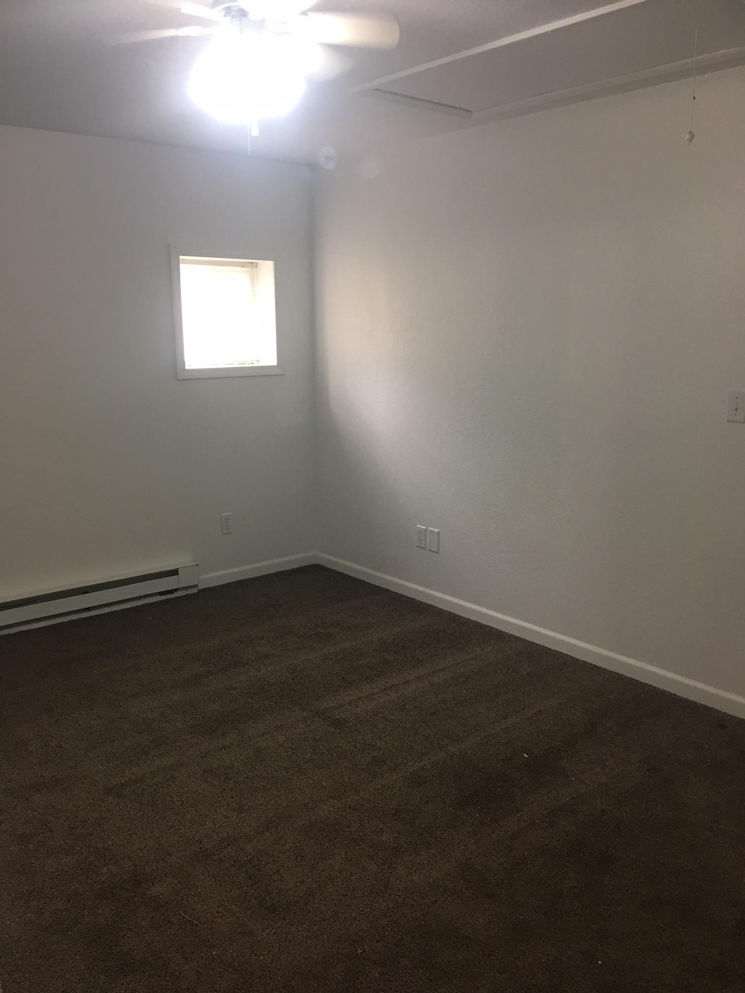 4 N. Eddy, Fort Scott, Bourbon County, Kansas, United States 66701, 1 Bedroom Bedrooms, 0 ,1 BathroomBathrooms,House,For Rent,N. Eddy,1,1013