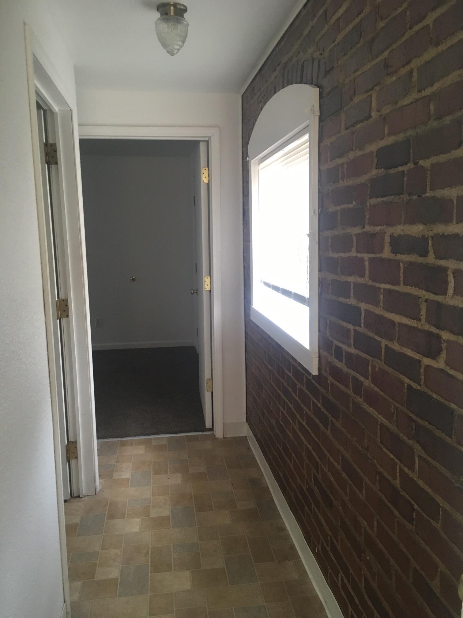 4 N. Eddy, Fort Scott, Bourbon County, Kansas, United States 66701, 1 Bedroom Bedrooms, 0 ,1 BathroomBathrooms,House,For Rent,N. Eddy,1,1013