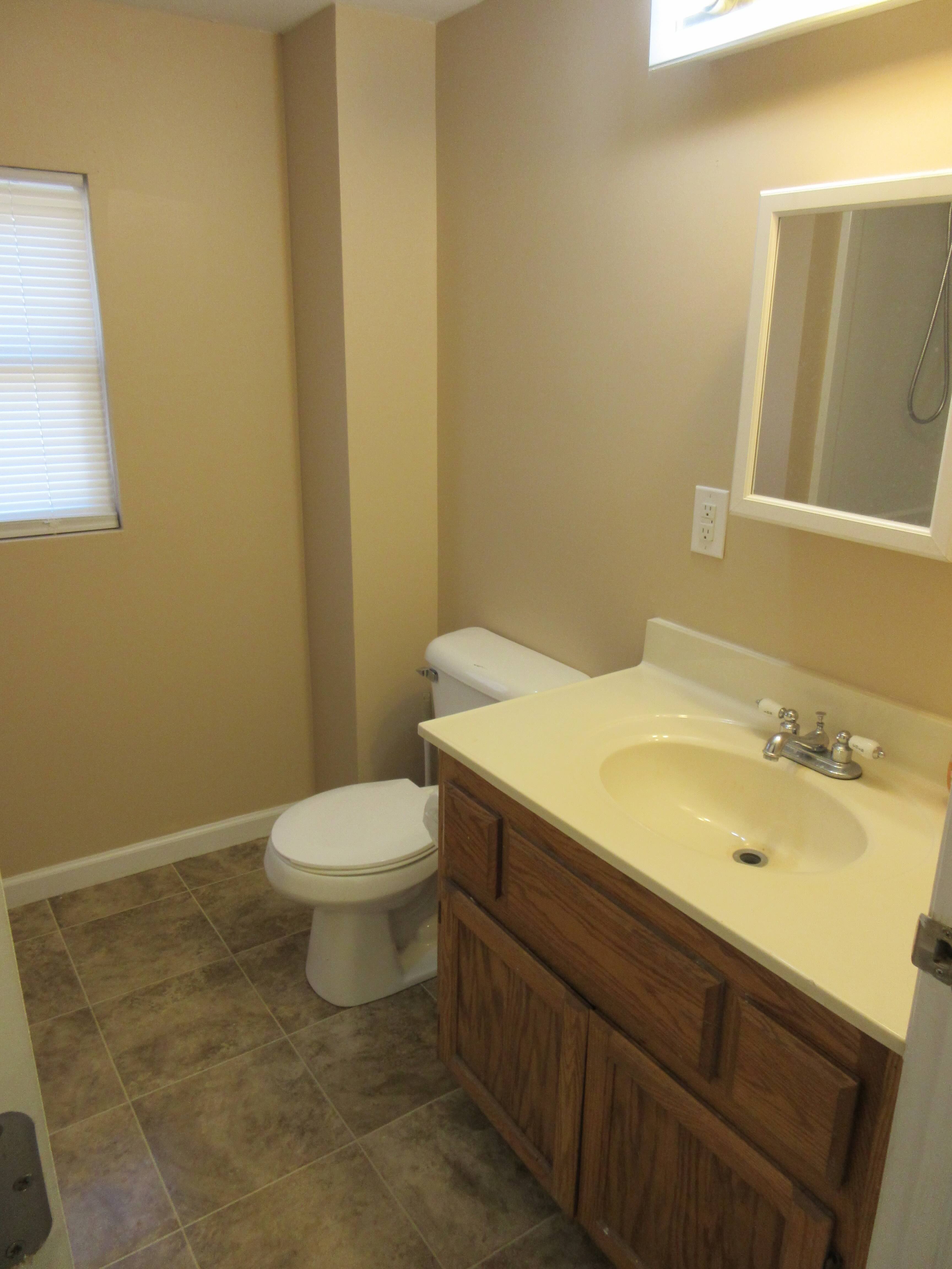 109 S Washington, Fort Scott, Bourbon County, Kansas, United States 66701, 2 Bedrooms Bedrooms, 0 ,1 BathroomBathrooms,House,For Rent,S Washington,1,1016 109 S Washington, Fort Scott, Bourbon County, Kansas, United States 66701, 2 Bedrooms Bedrooms, 0 ,1 BathroomBathrooms,House,For Rent,S Washington,1,1016