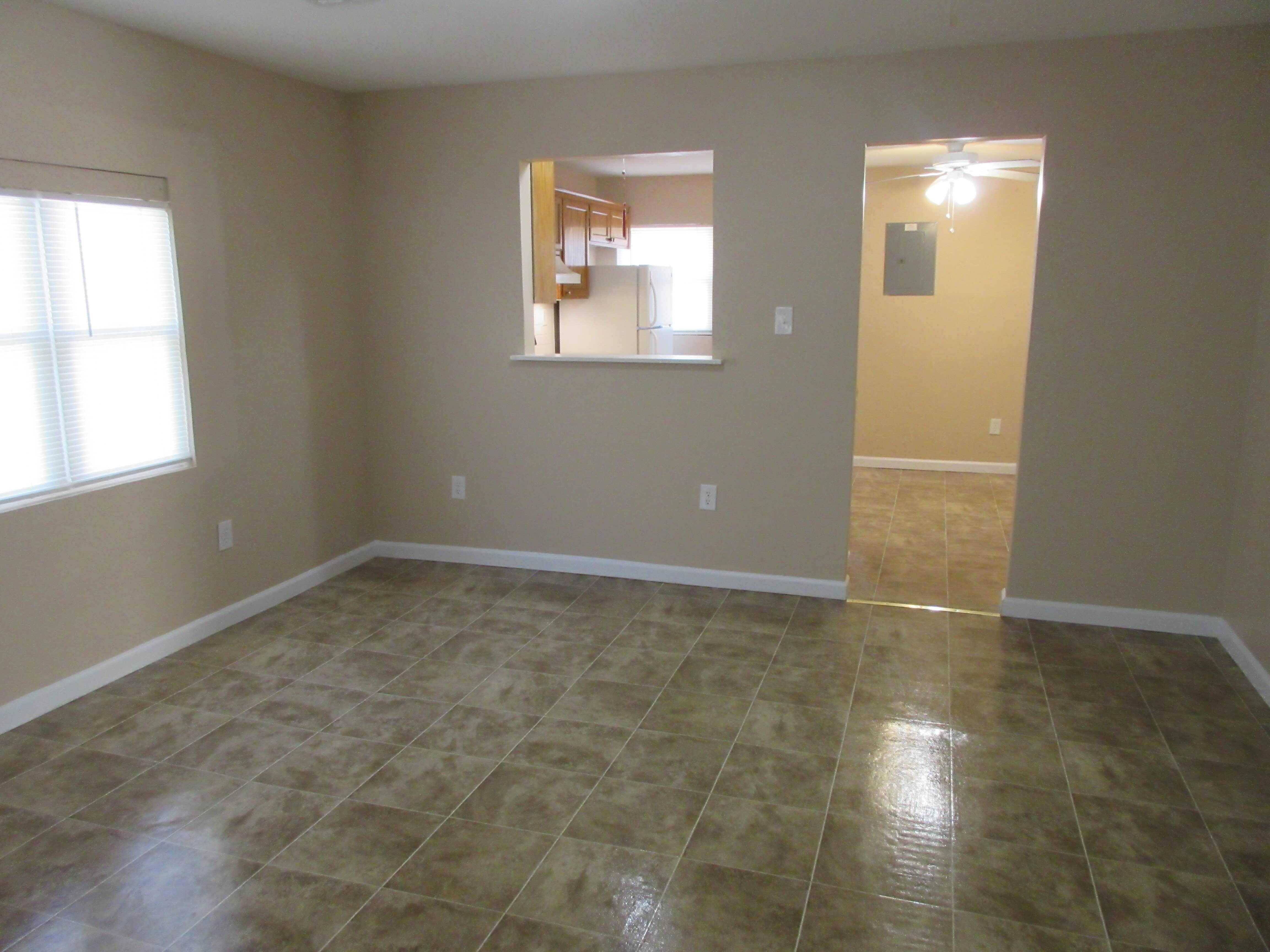 109 S Washington, Fort Scott, Bourbon County, Kansas, United States 66701, 2 Bedrooms Bedrooms, 0 ,1 BathroomBathrooms,House,For Rent,S Washington,1,1016 109 S Washington, Fort Scott, Bourbon County, Kansas, United States 66701, 2 Bedrooms Bedrooms, 0 ,1 BathroomBathrooms,House,For Rent,S Washington,1,1016