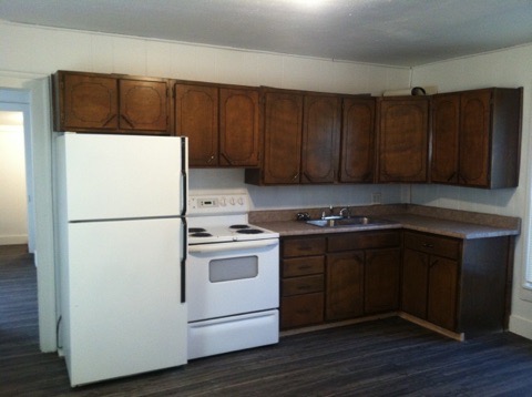 308 S Holbrook, Fort Scott, Bourbon County, Kansas, United States 66701, 2 Bedrooms Bedrooms, 0 ,1 BathroomBathrooms,House,For Rent,S Holbrook,1,1001