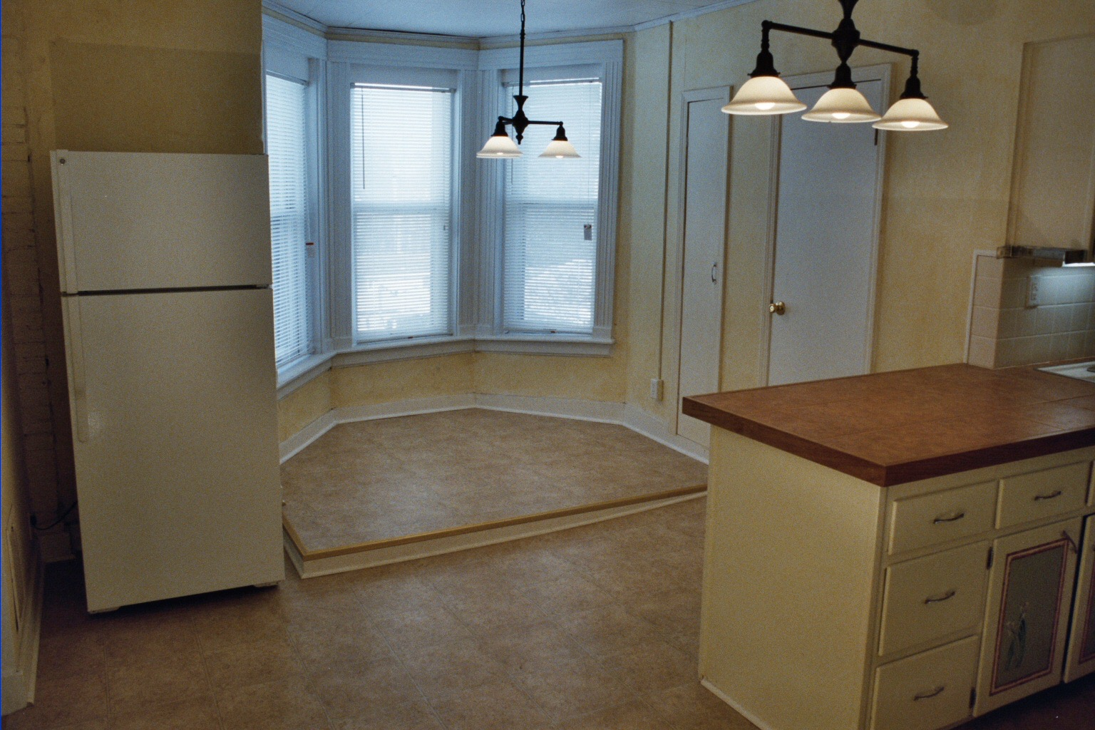 733 National, Fort Scott, Bourbon County, Kansas, United States 66701, 3 Bedrooms Bedrooms, ,2 BathroomsBathrooms,Apartment,For Rent,National ,2,1020