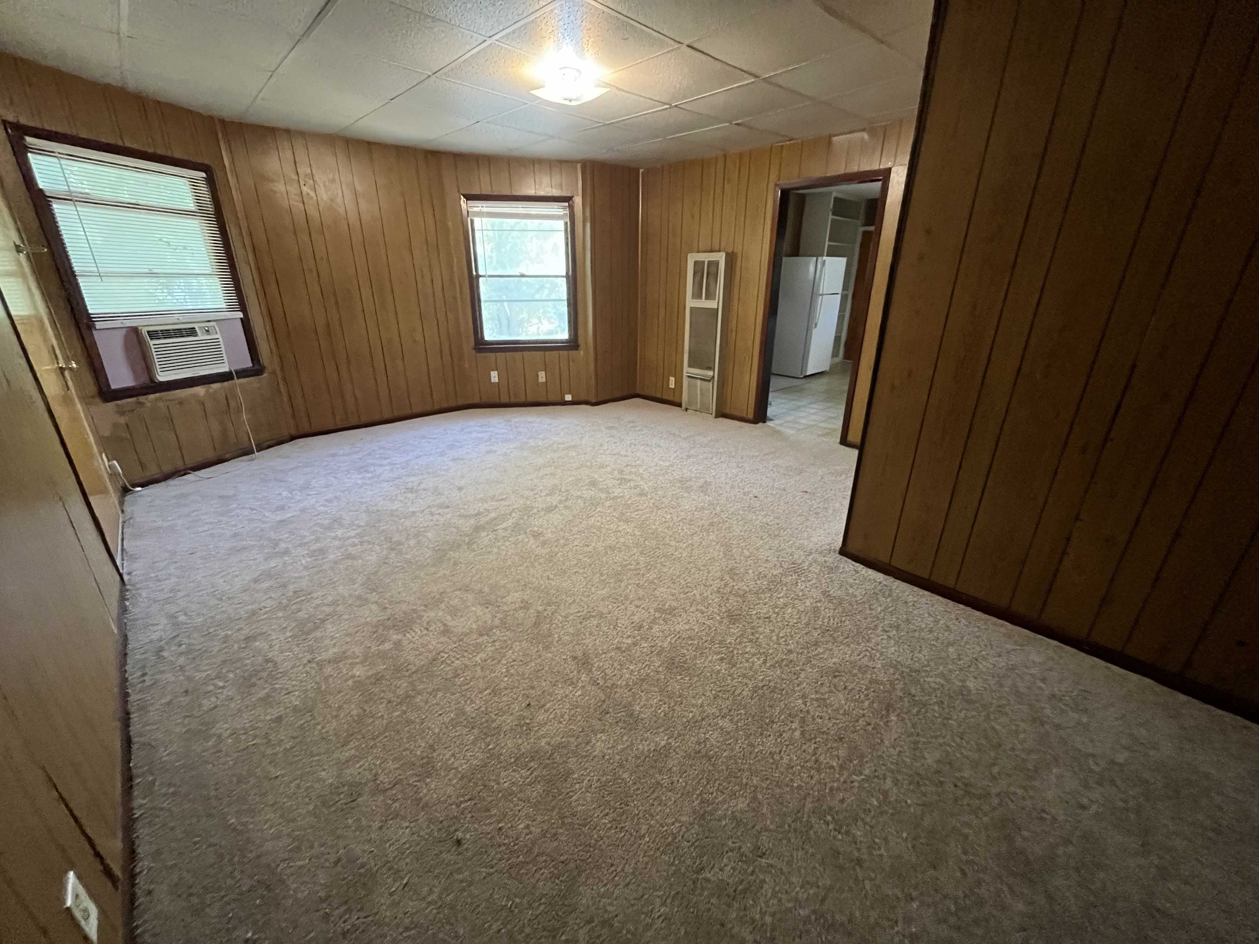 739 S. Crawford, Fort Scott, Bourbon County, Kansas, United States 66701, 1 Bedroom Bedrooms, ,1 BathroomBathrooms,Apartment,For Rent,S. Crawford,2,1025