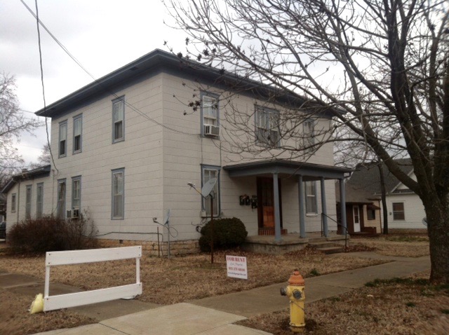 848 S. Main, Fort Scott, Bourbon County, Kansas, United States 66701, 1 Bedroom Bedrooms, ,1 BathroomBathrooms,Apartment,For Rent,S. Main,2,1007